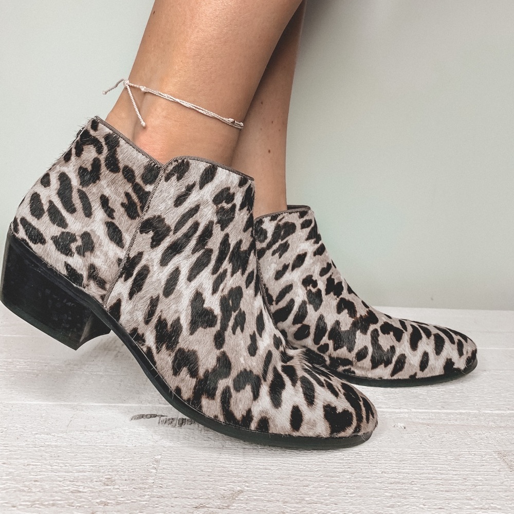 Sam Edelman grey leopard bootie